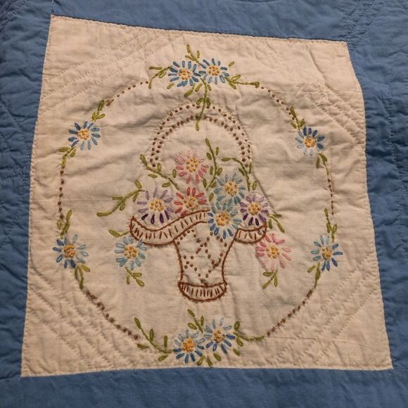 Vintage Embroidered Hand Quilted Flower Basket Quilt Cottagecore Handmade - Picture 2 of 9